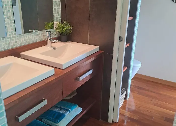 T2 Centre, A 2 Minutes, Parking Ss 아파트